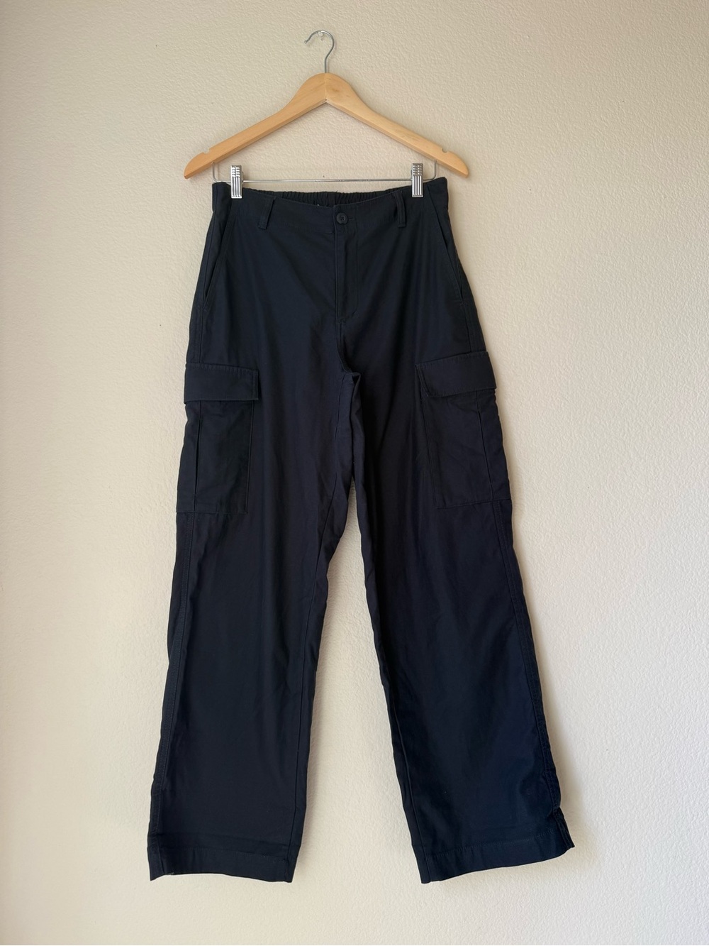Uniqlo Black Pants with Waist Tag Detail